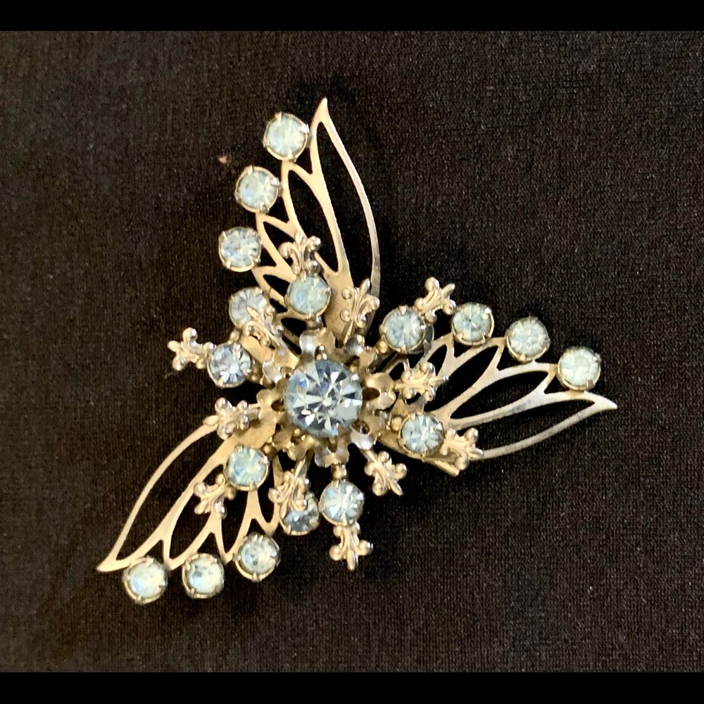 Vintage Blue Topaz Rhinestone Silver Tone Brooch Pin